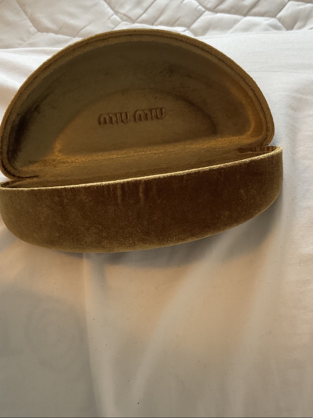 Miu Miu Olive Velvet Sunglasses Case - Picture 2 of 4